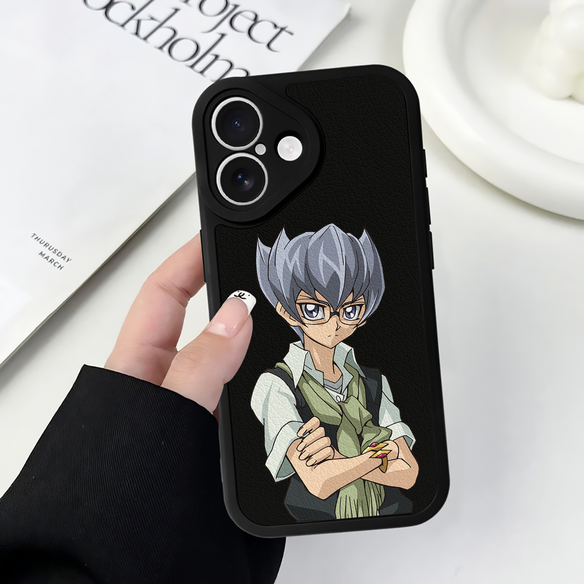 遊☆戯☆王 Yu-Gi-Oh! 【iPhone 16シリーズ対応】シリコンスマホケース（レザー調） 材質：シリコン